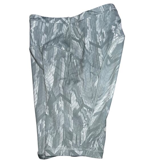 Lululemon Shorts Swift Speed HR 8” Biker Jacquard Silver Blue Run Sz 4 - Picture 4 of 6